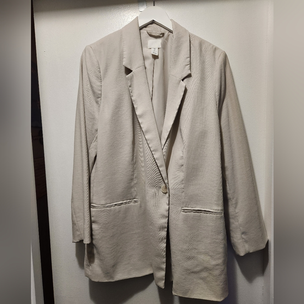 H&M Cream Women's Blazer (Size L)